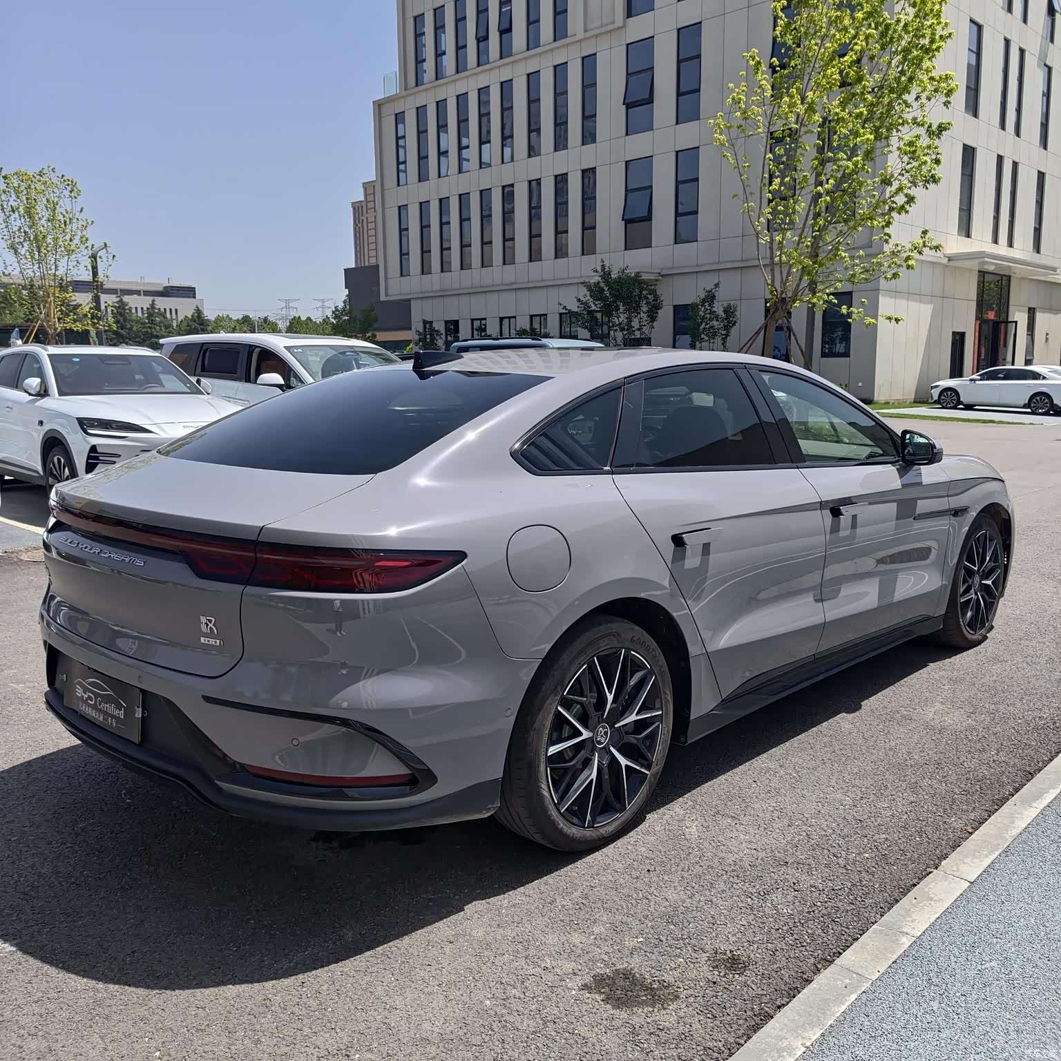 BYD Han, 2025 4