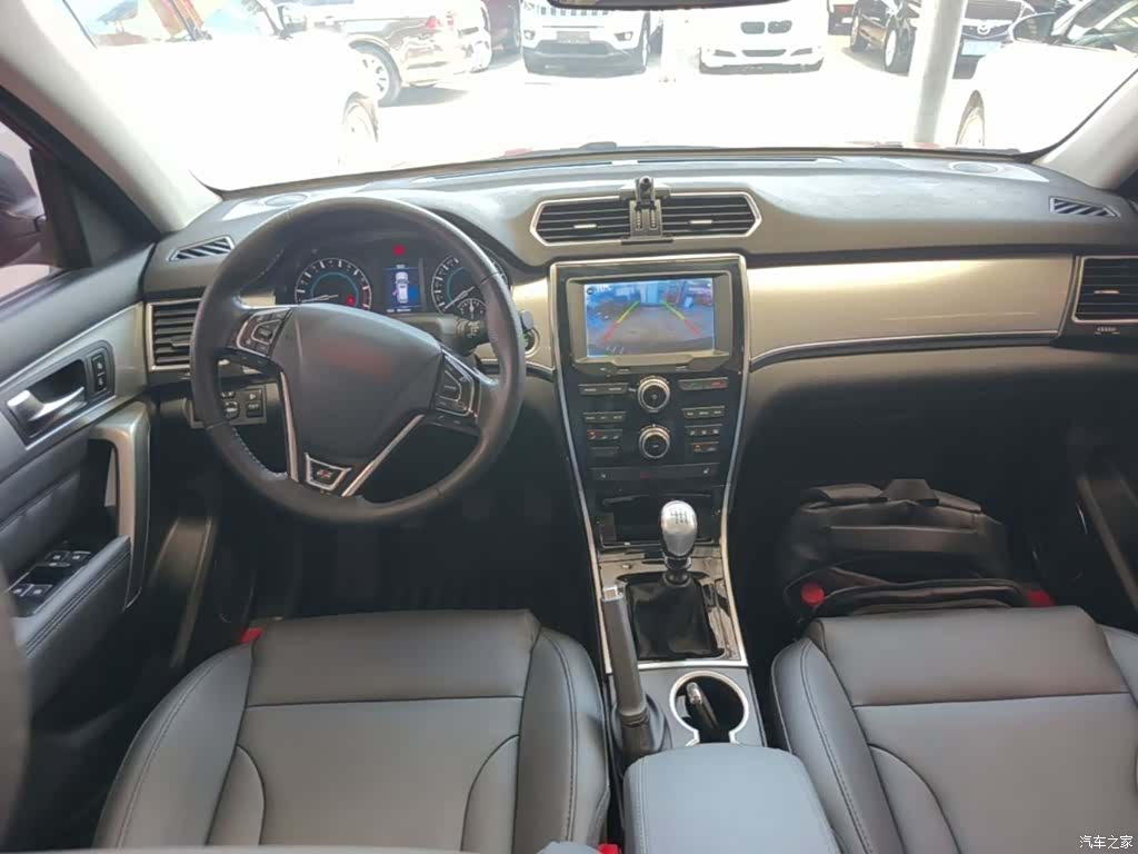Haval H2, 2015 10