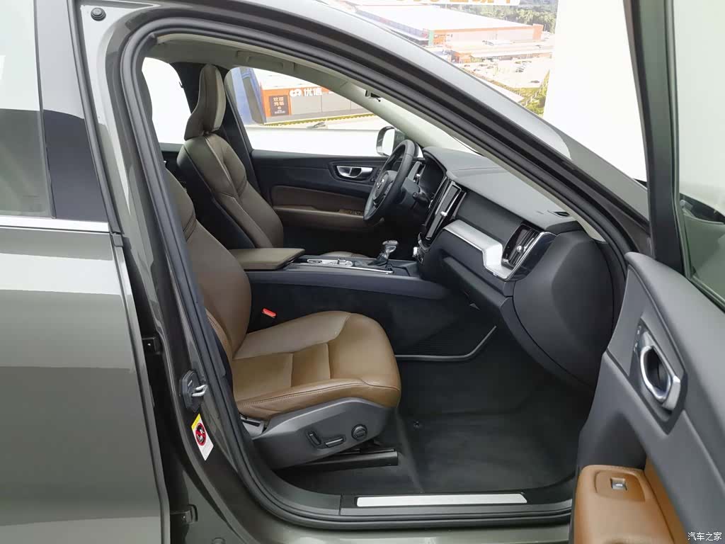 Volvo XC60, 2020 23