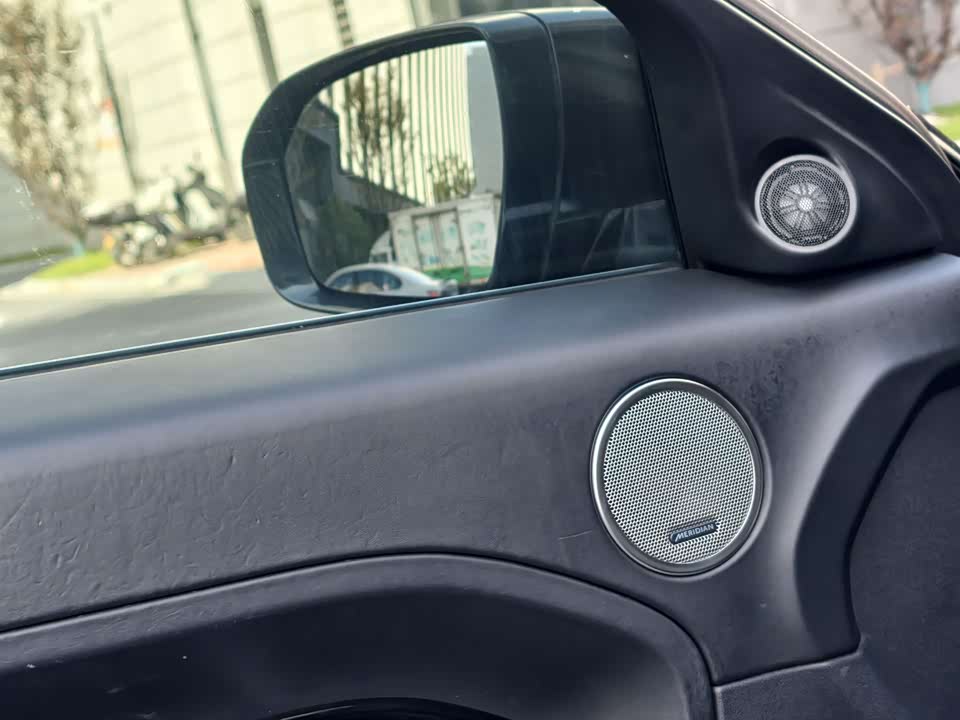 Land Rover Range Rover Aurora