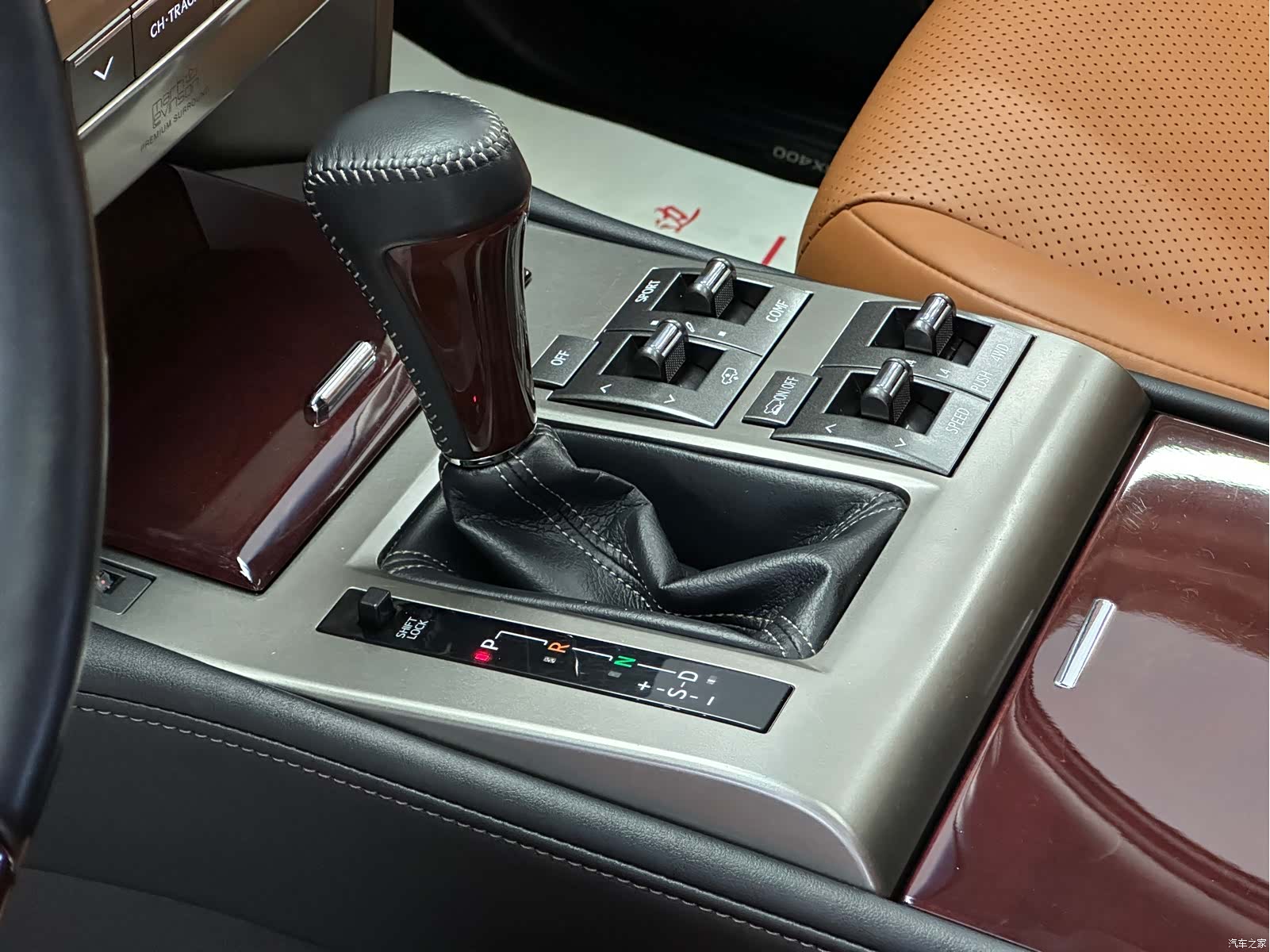 Lexus GX, 2015 12