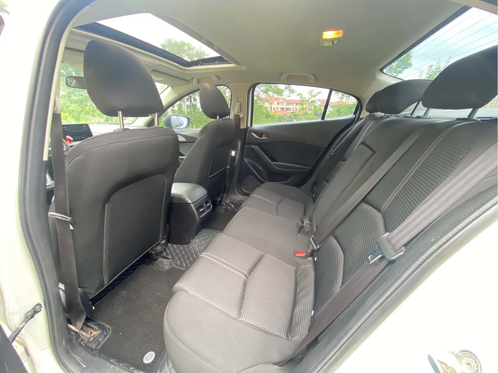 Mazda Mazda3, 2019 11