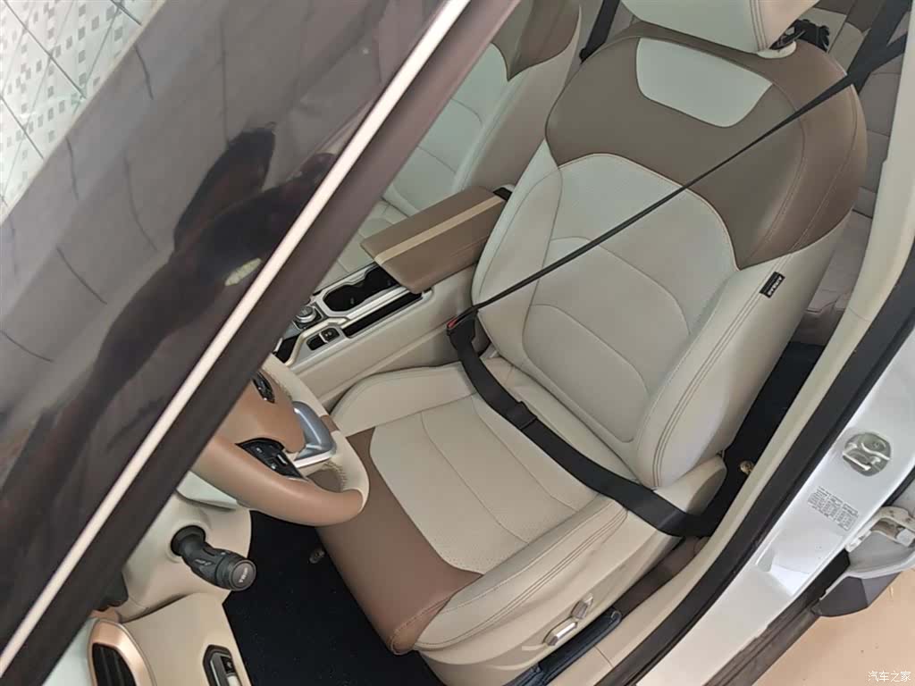 Geely Icon, 2021 15