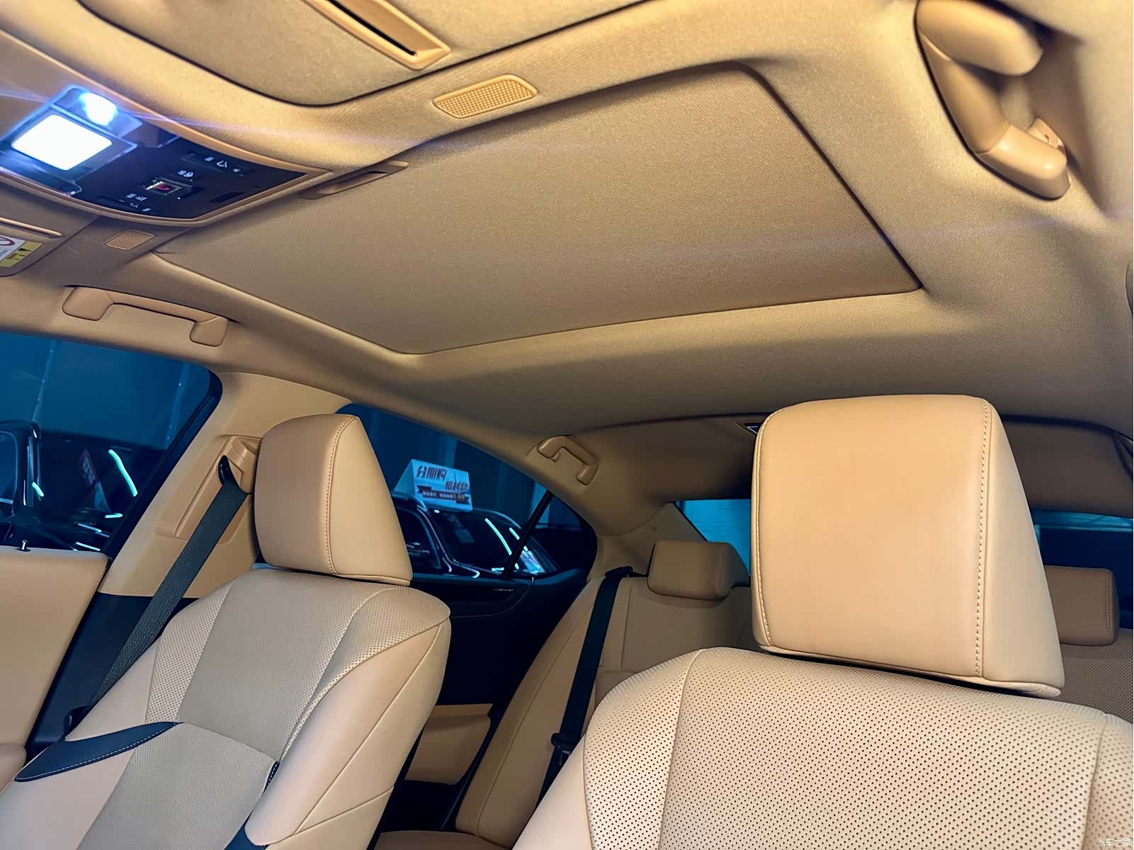 Lexus ES, 2024 8