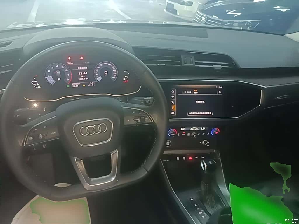 Audi Q3, 2021 10