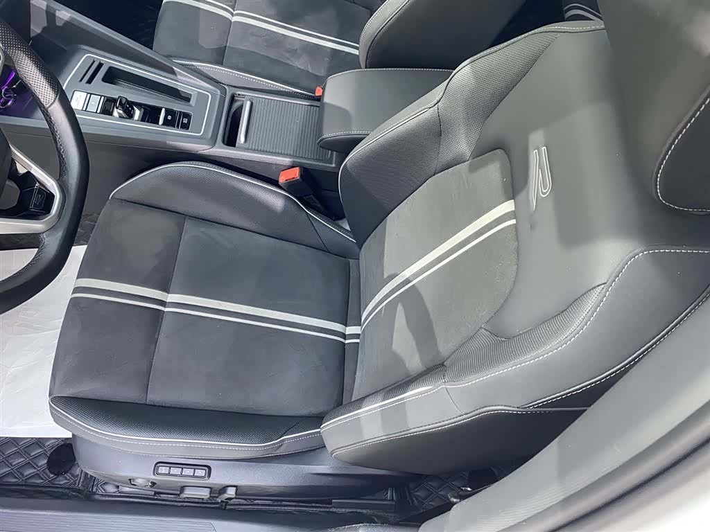Volkswagen Golf, 2021 27