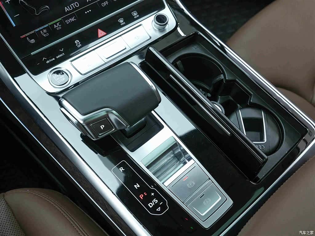 Audi Q7, 2021 9