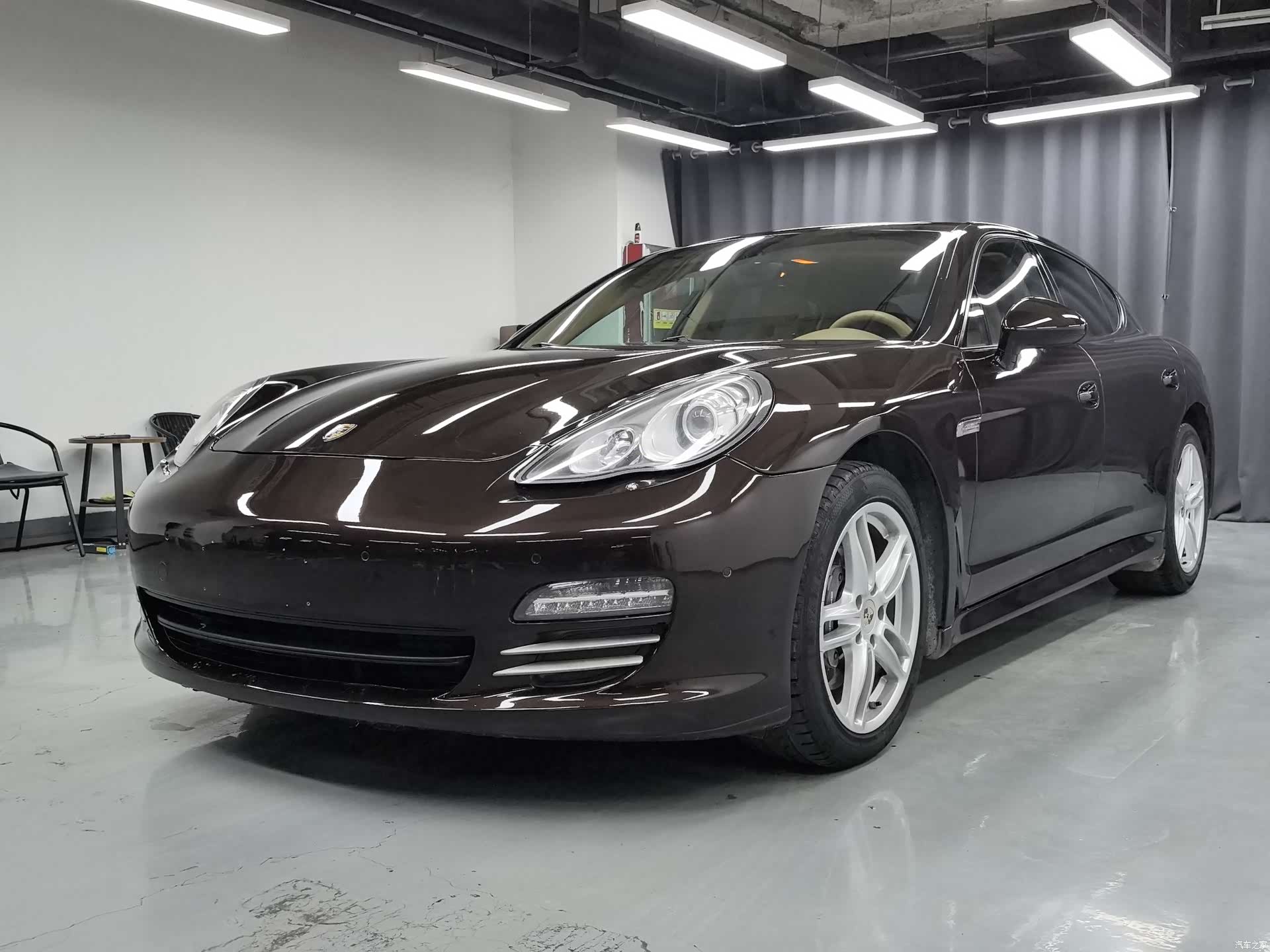 Porsche Panamera, 2013 1