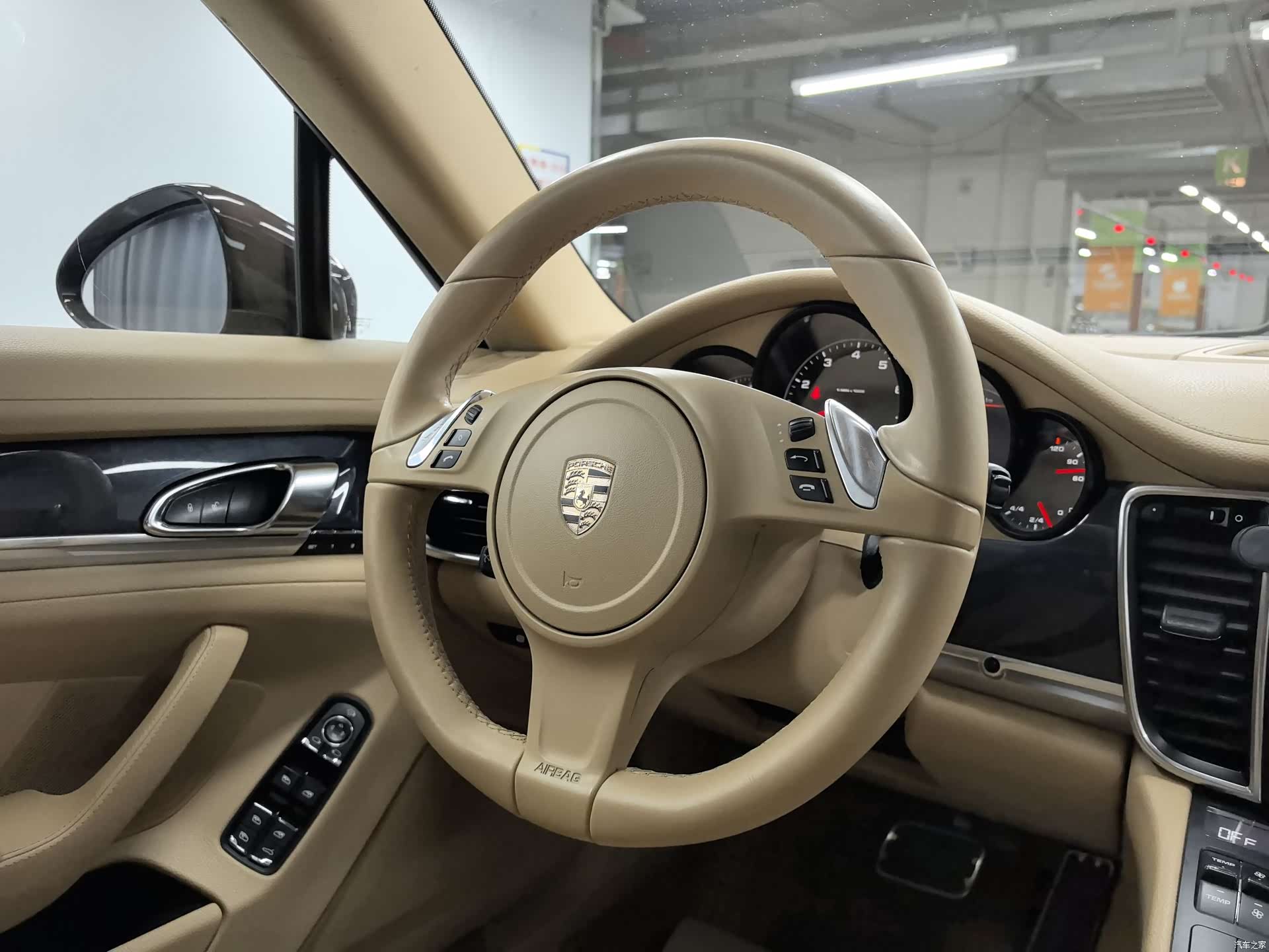 Porsche Panamera, 2013 9