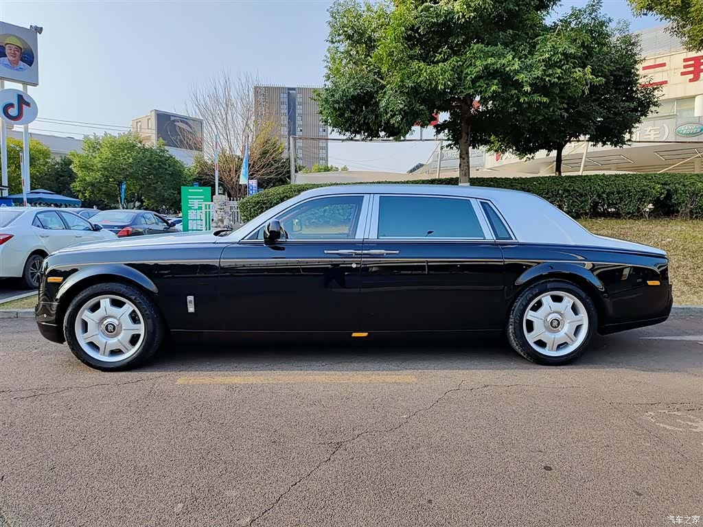Rolls-Royce Phantom, 2014 3