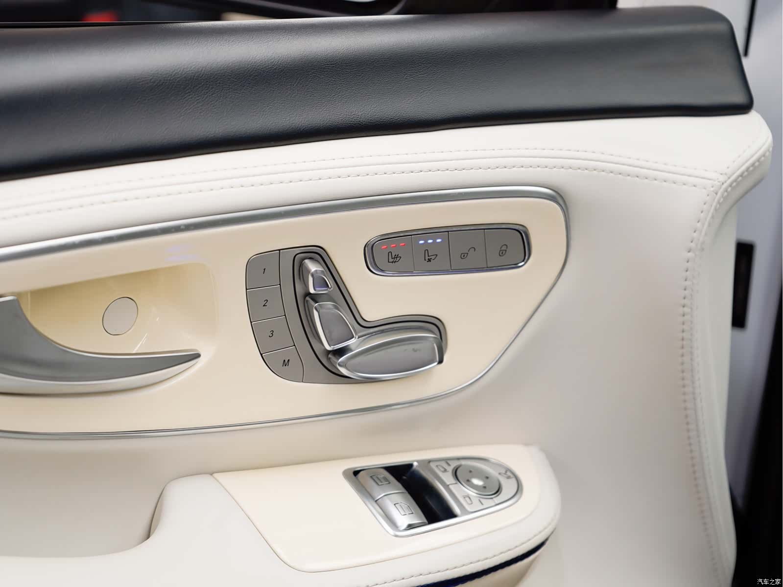 Mercedes-Benz V-Class, 2020 13
