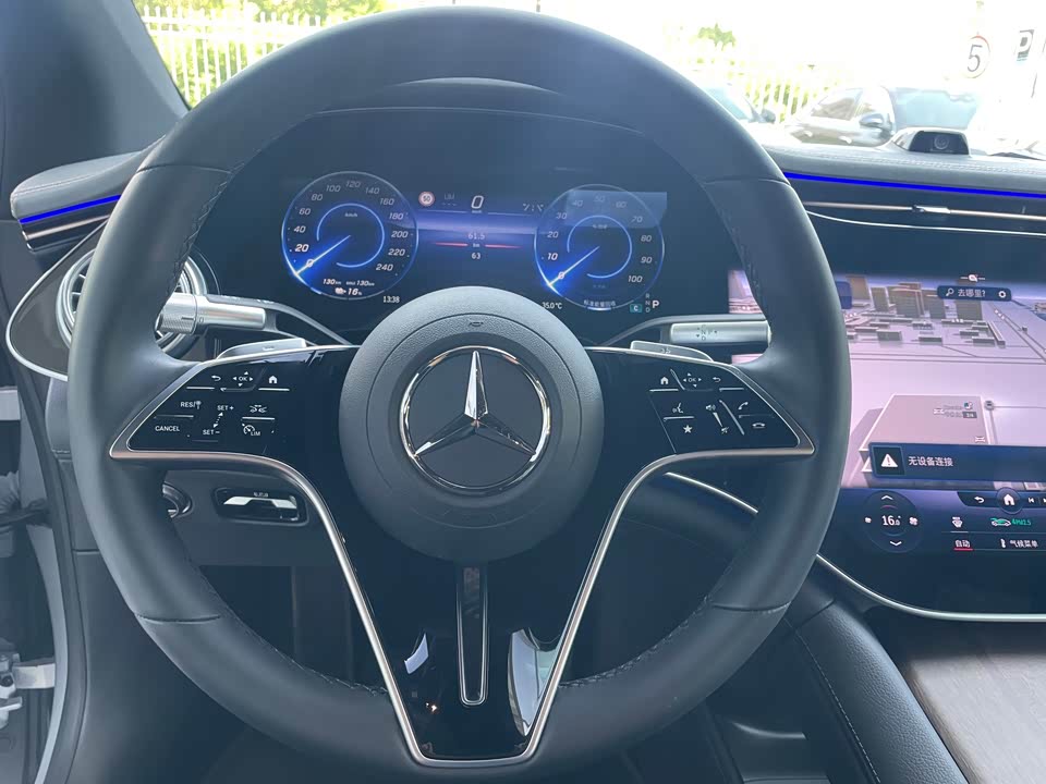 Mercedes-Benz EQS Mercedes-Benz EQS