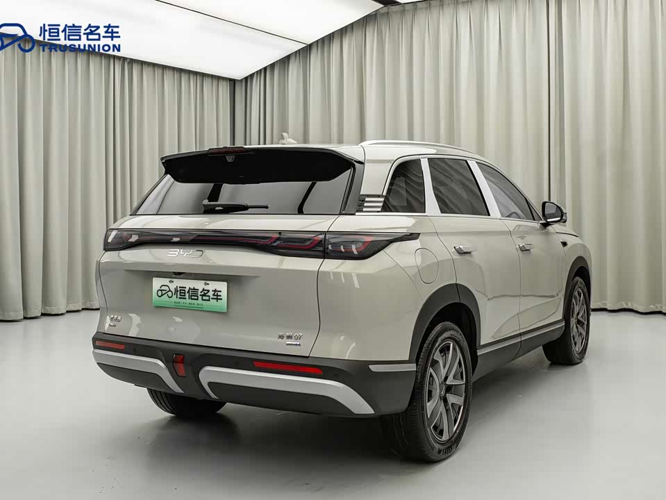 BYD Sea Lion 07 DM-i