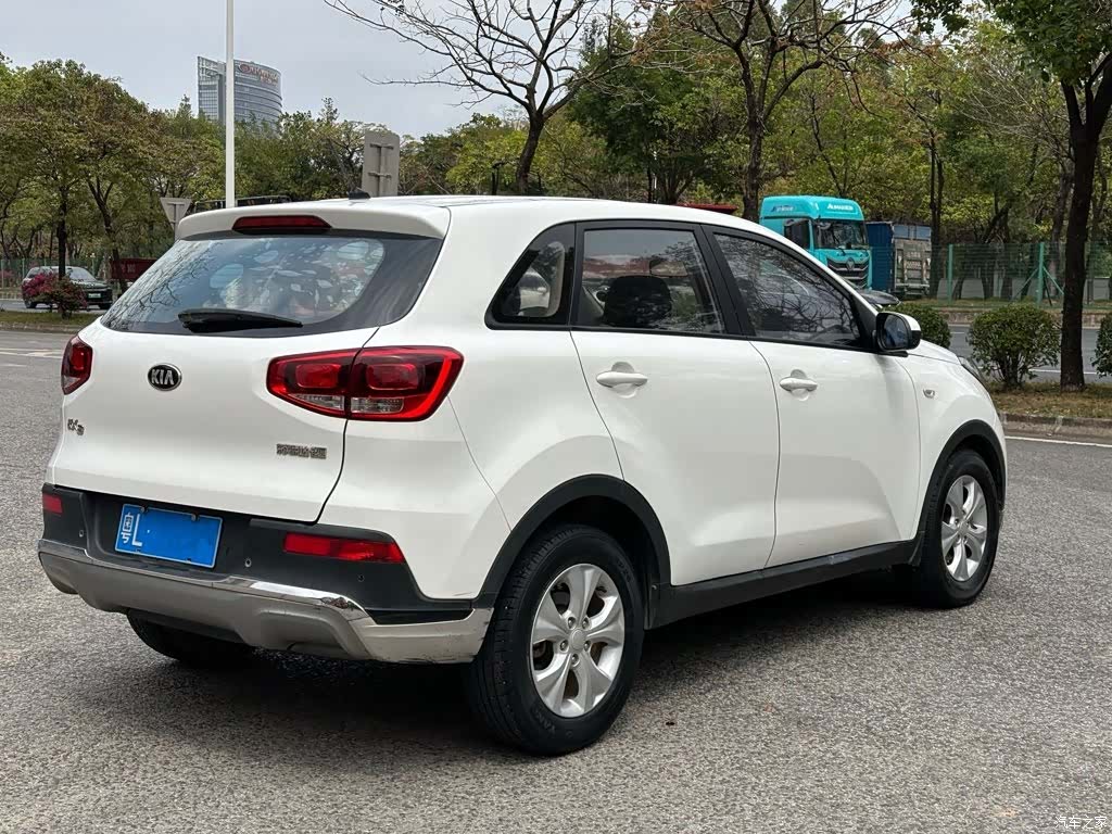Kia KX3, 2015 14