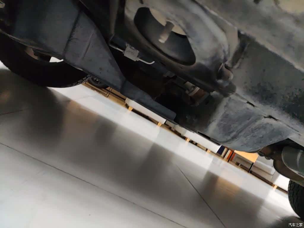 Tank 300, 2022 8