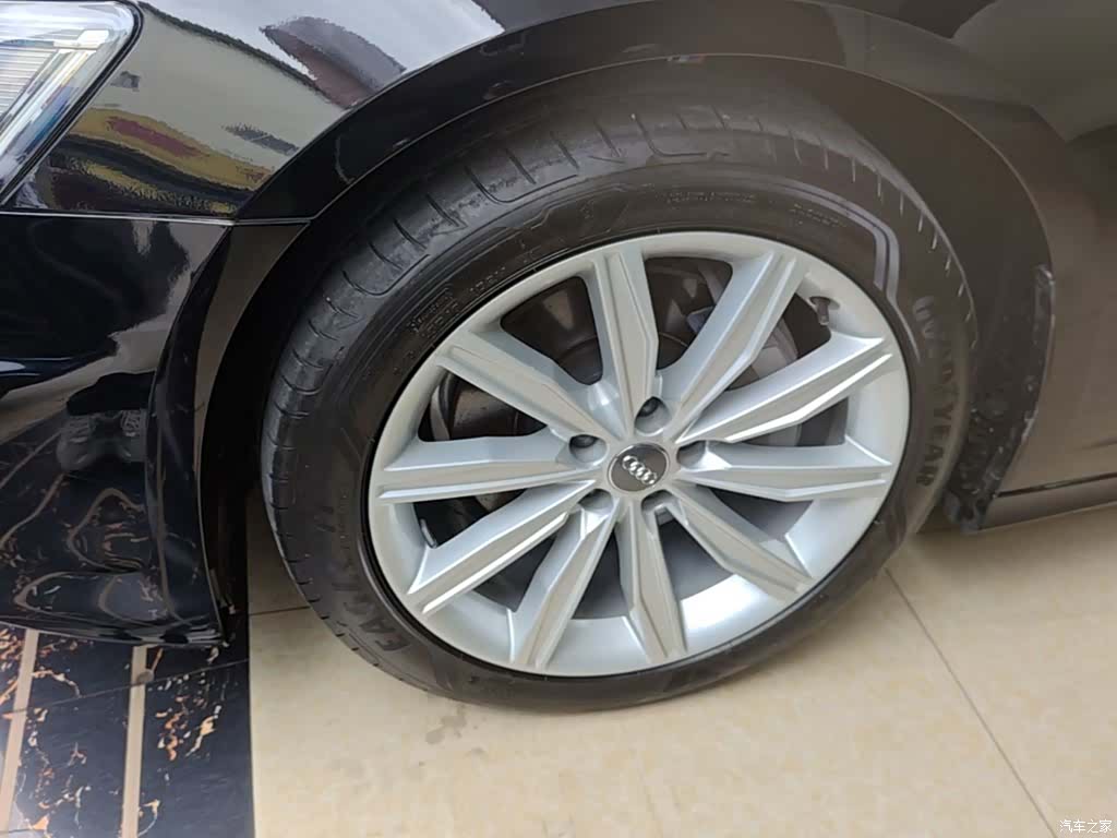 Audi A6L, 2020 24
