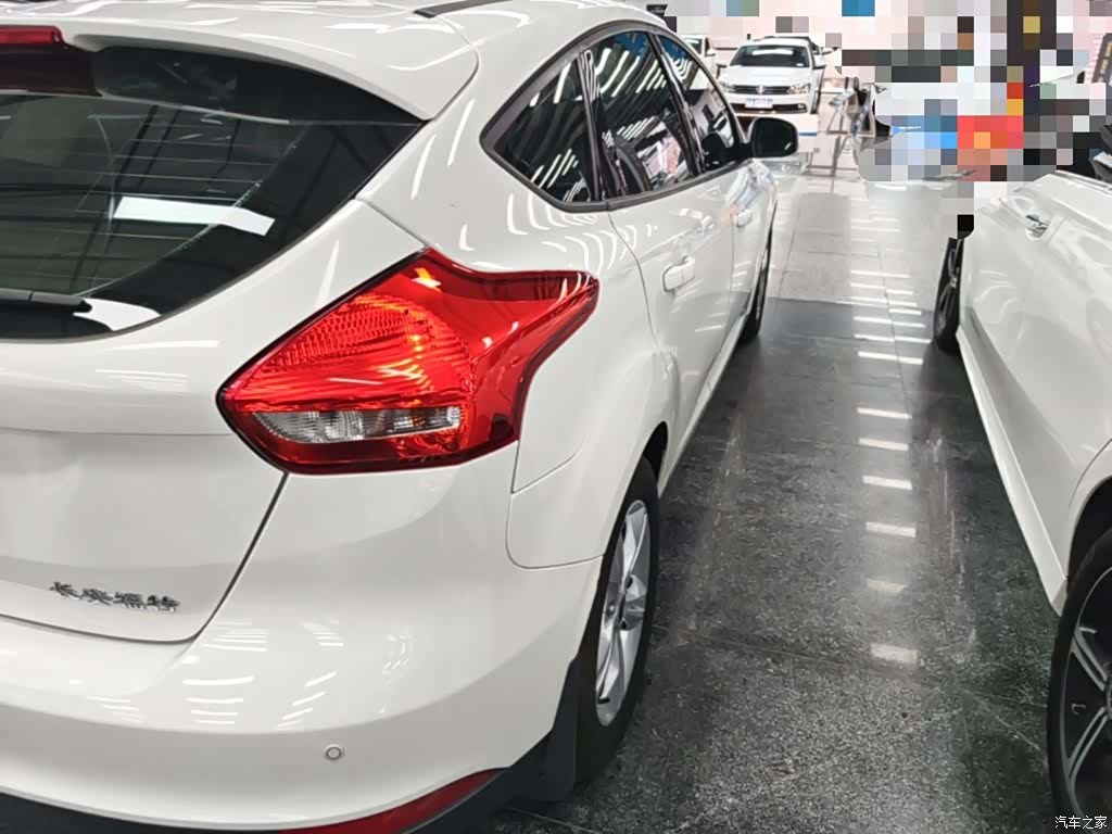 Ford Focus, 2015 8
