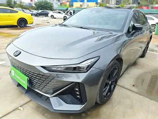 Changan UNI-V 2024 — купить из Китая под заказ