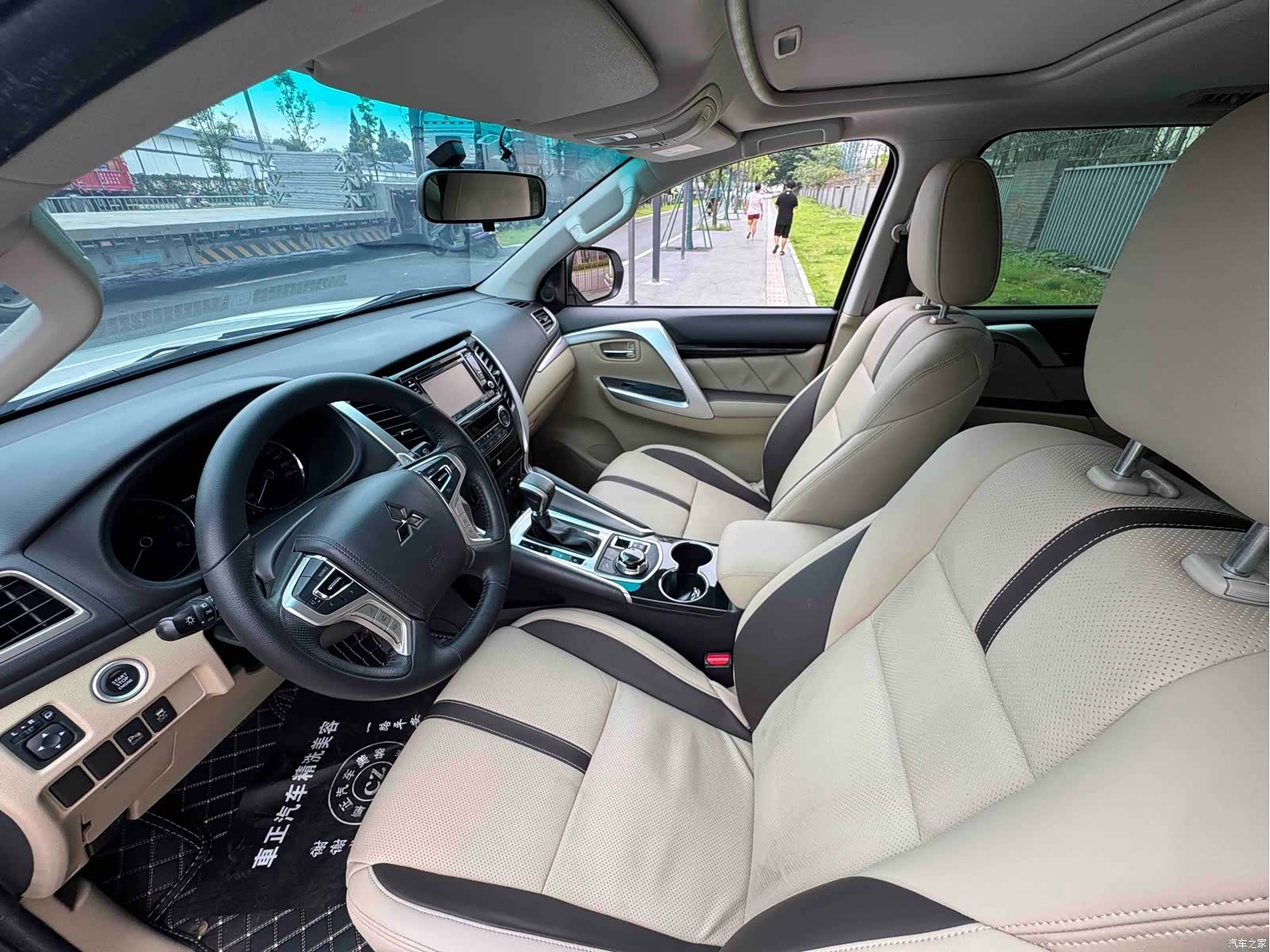 Mitsubishi Pajero, 2019 4