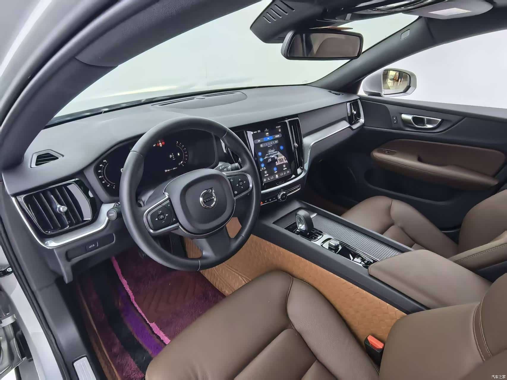 Volvo S60, 2023 11