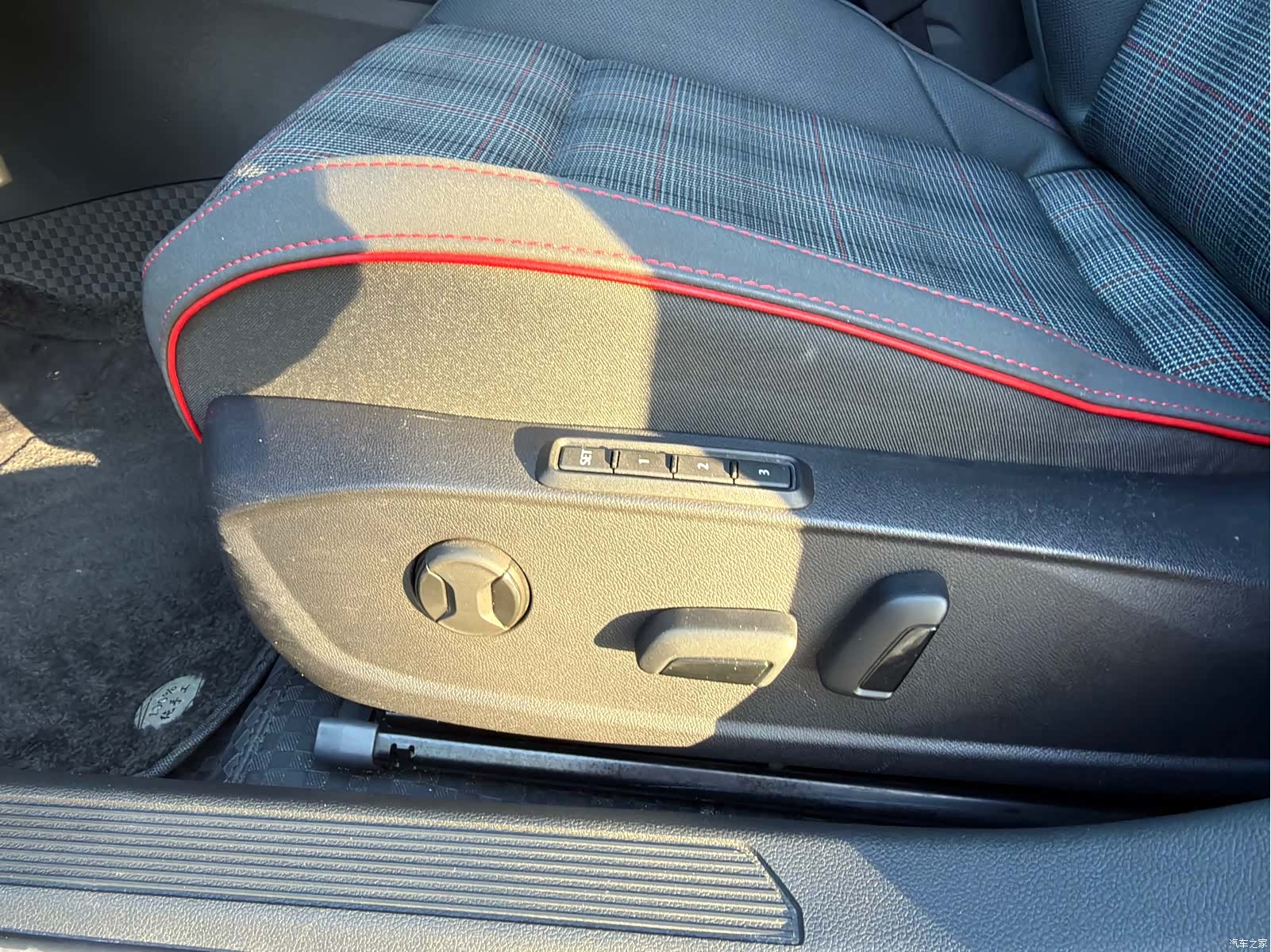 Volkswagen Golf, 2023 11