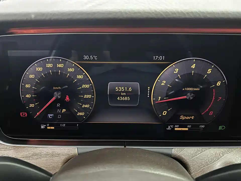 Mercedes-Benz E-class