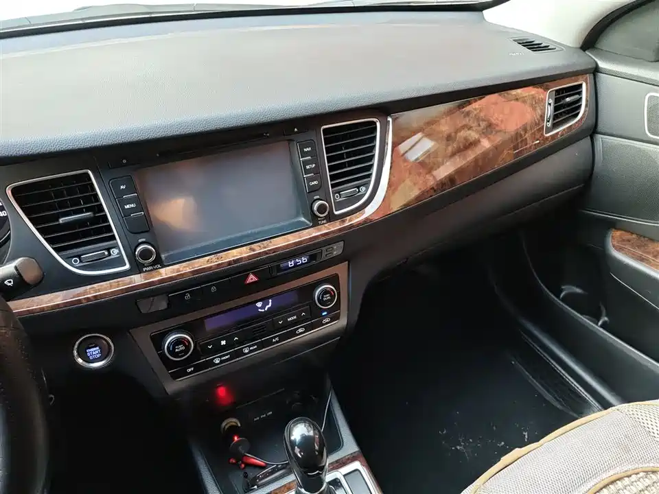 Hyundai Name picture