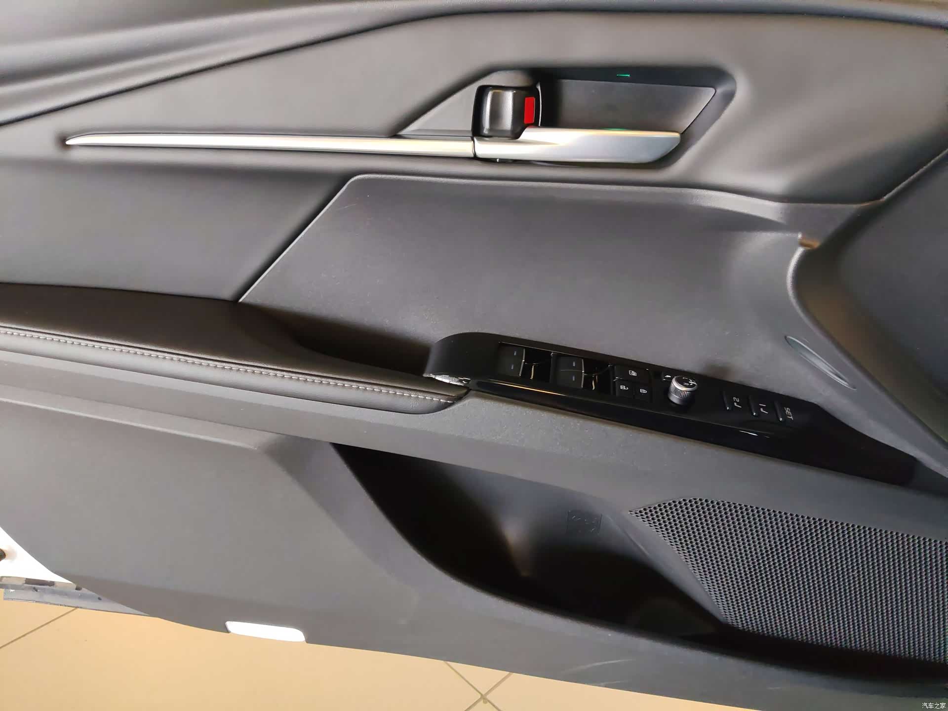 Toyota Camry, 2024 19