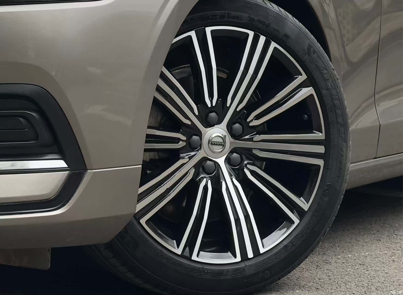 Volvo S60, 2022 17