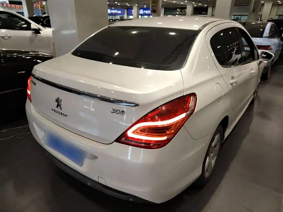 Peugeot 308