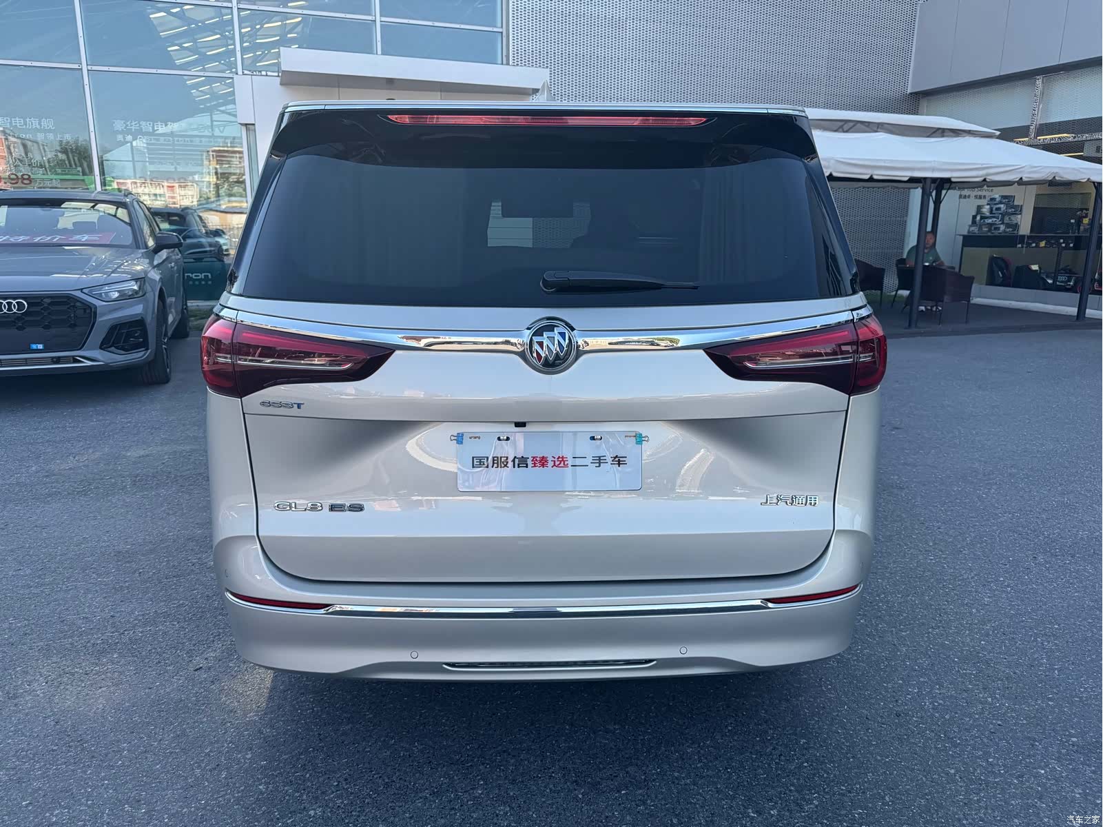 Buick GL8, 2022 4