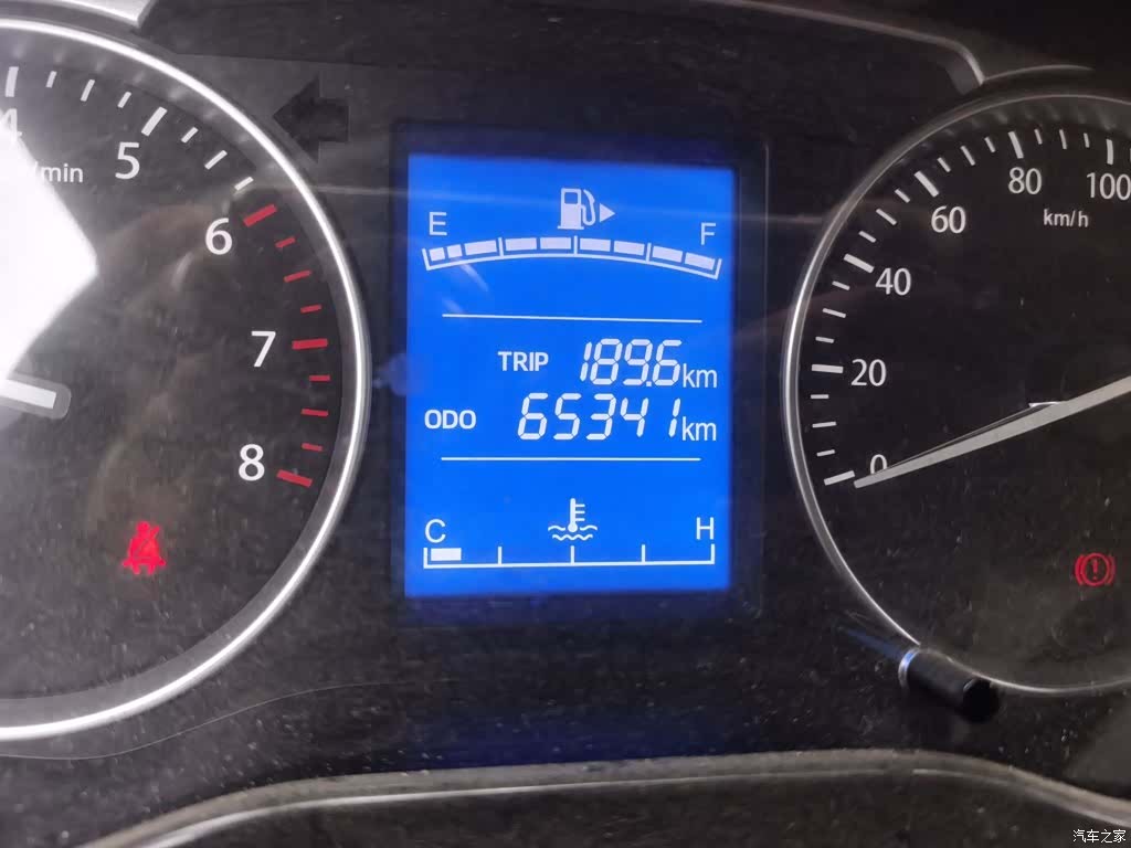 Changan V3, 2023 все фото