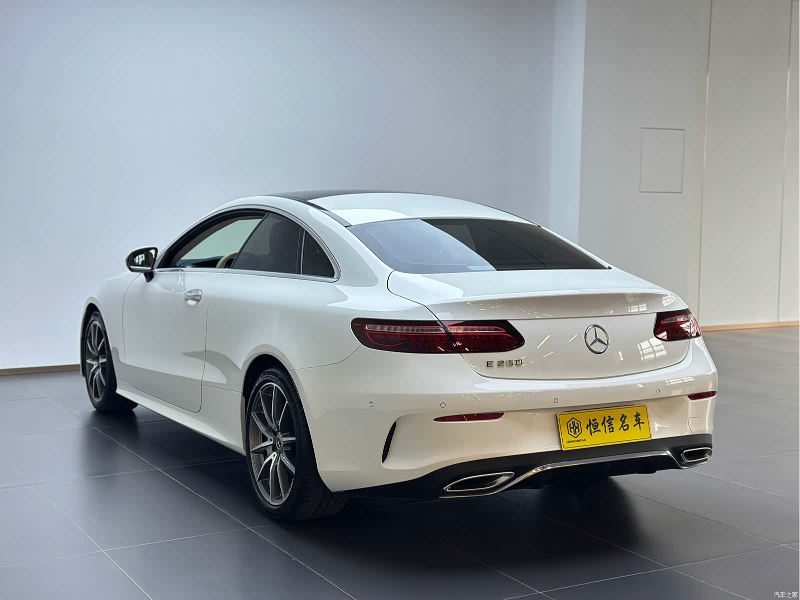 Mercedes-Benz E-Class, 2024 все фото