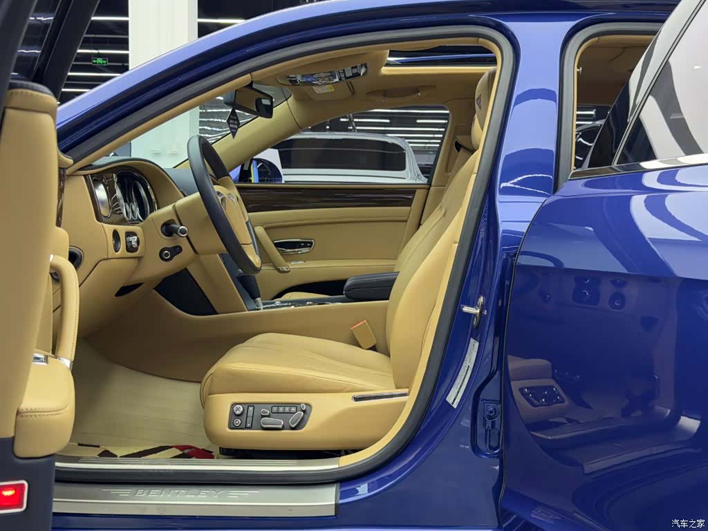Bentley Flying Spur, 2019 6