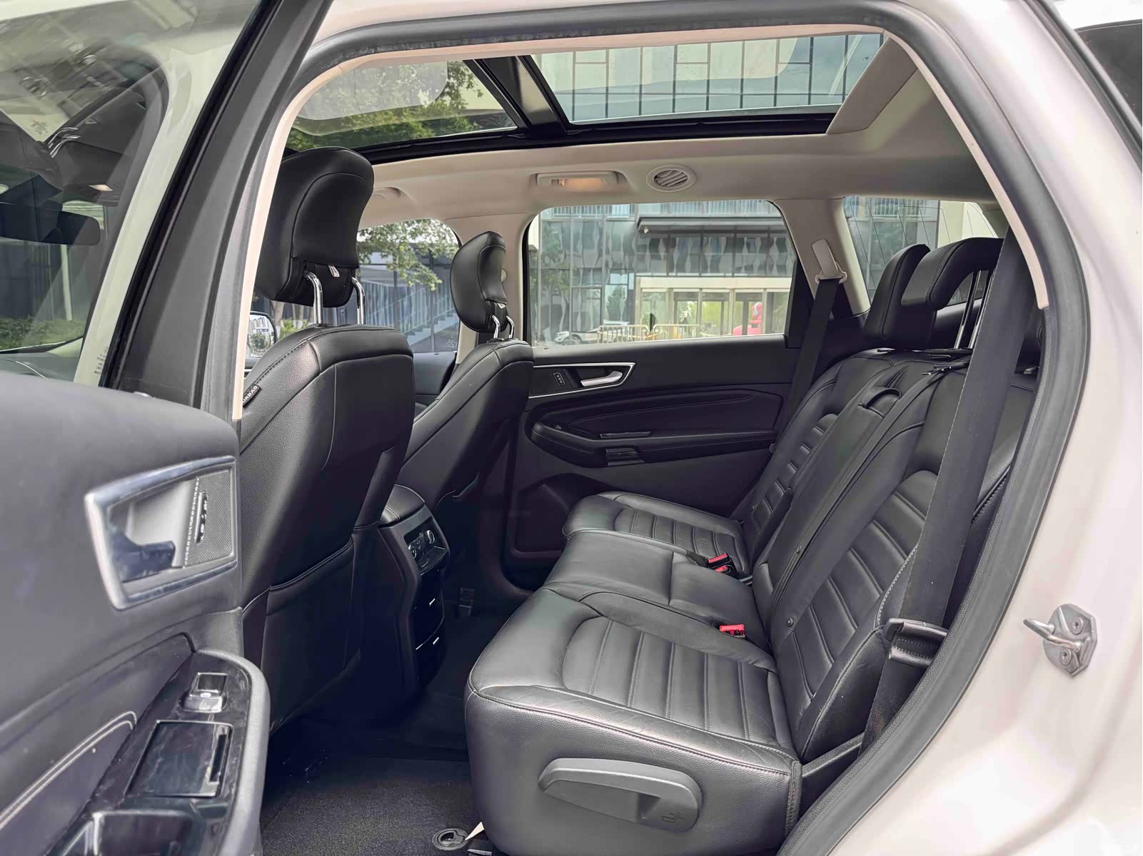 Ford Edge, 2017 10