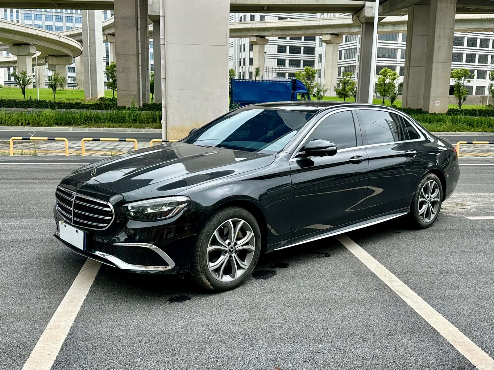 Mercedes-Benz E-Class, 2021 1