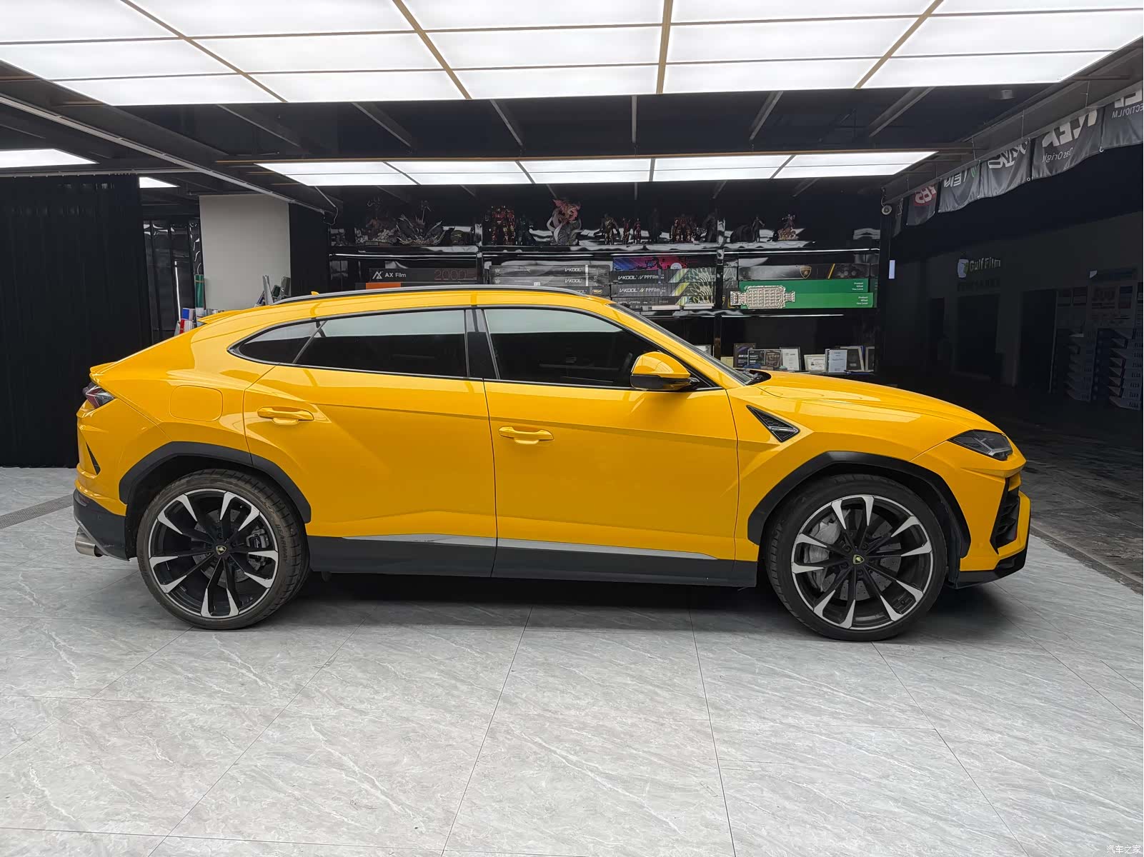 Lamborghini Urus, 2019 4