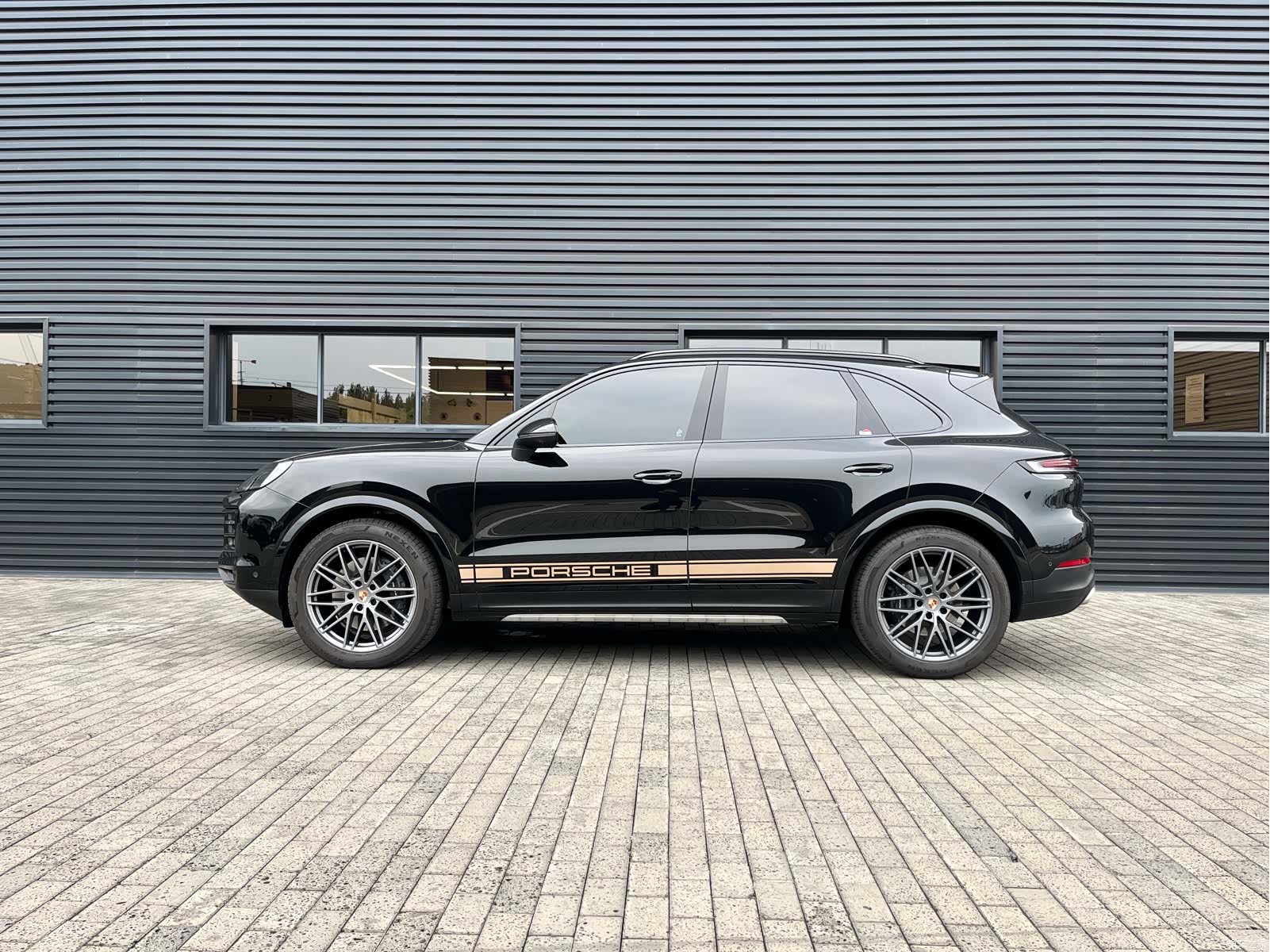 Porsche Cayenne, 2026 3