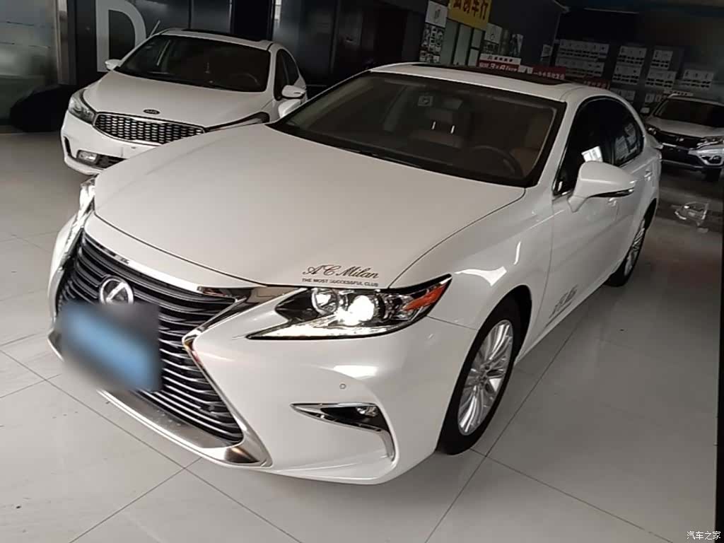 Lexus ES, 2017 2