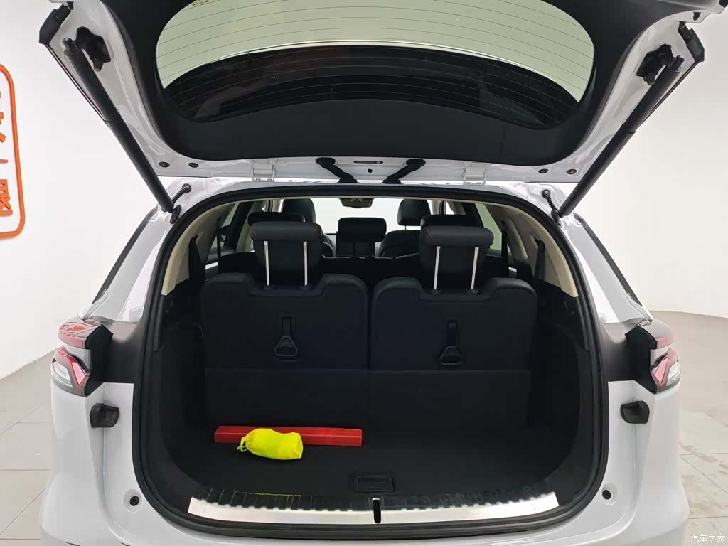 BYD Tang, 2018 16