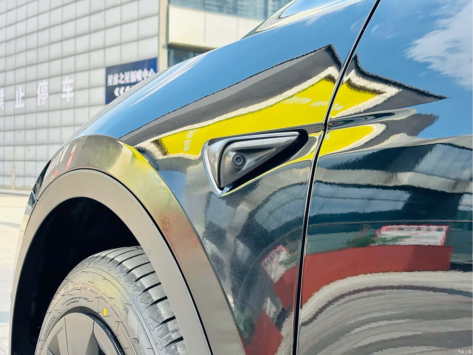 Tesla Model Y, 2024 все фото