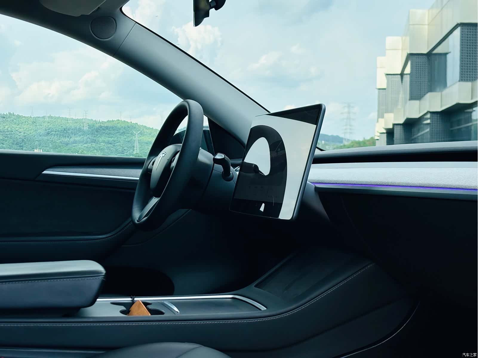 Tesla Model Y, 2024 12