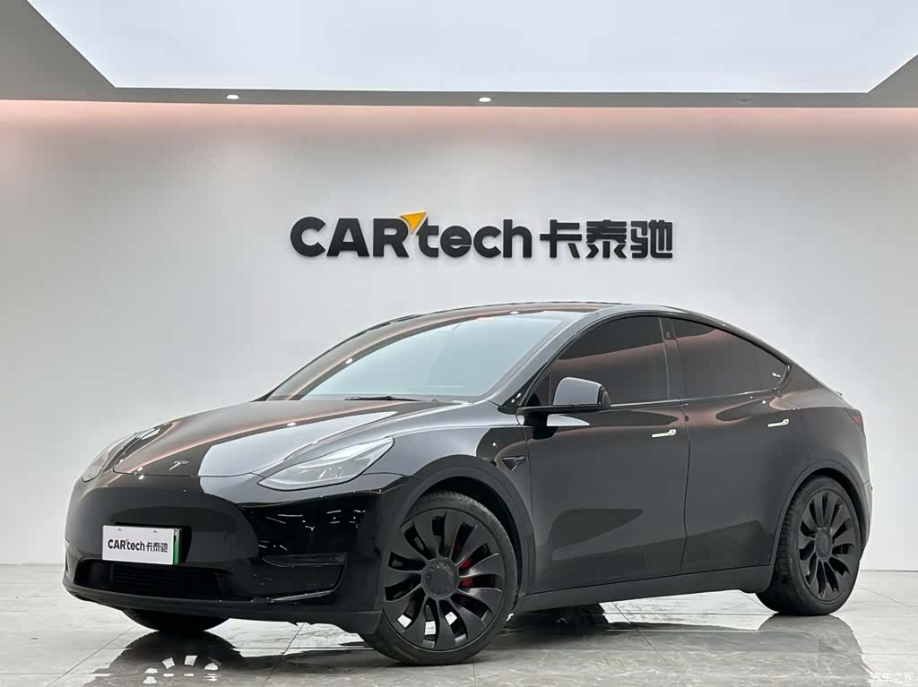 Tesla Model Y, 2023 1