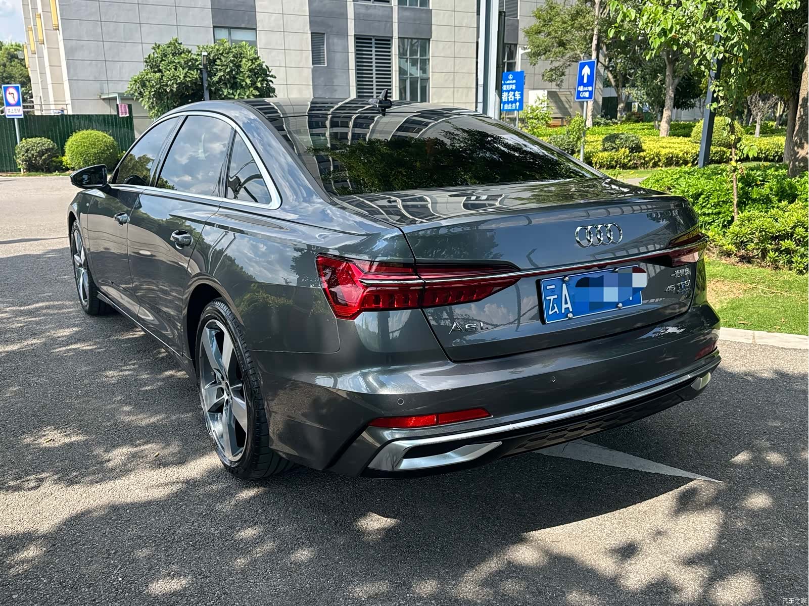 Audi A6L, 2023 4