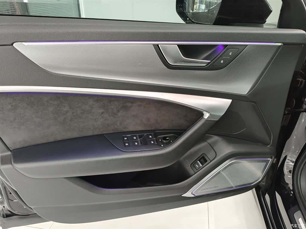 Audi A6L, 2019 7