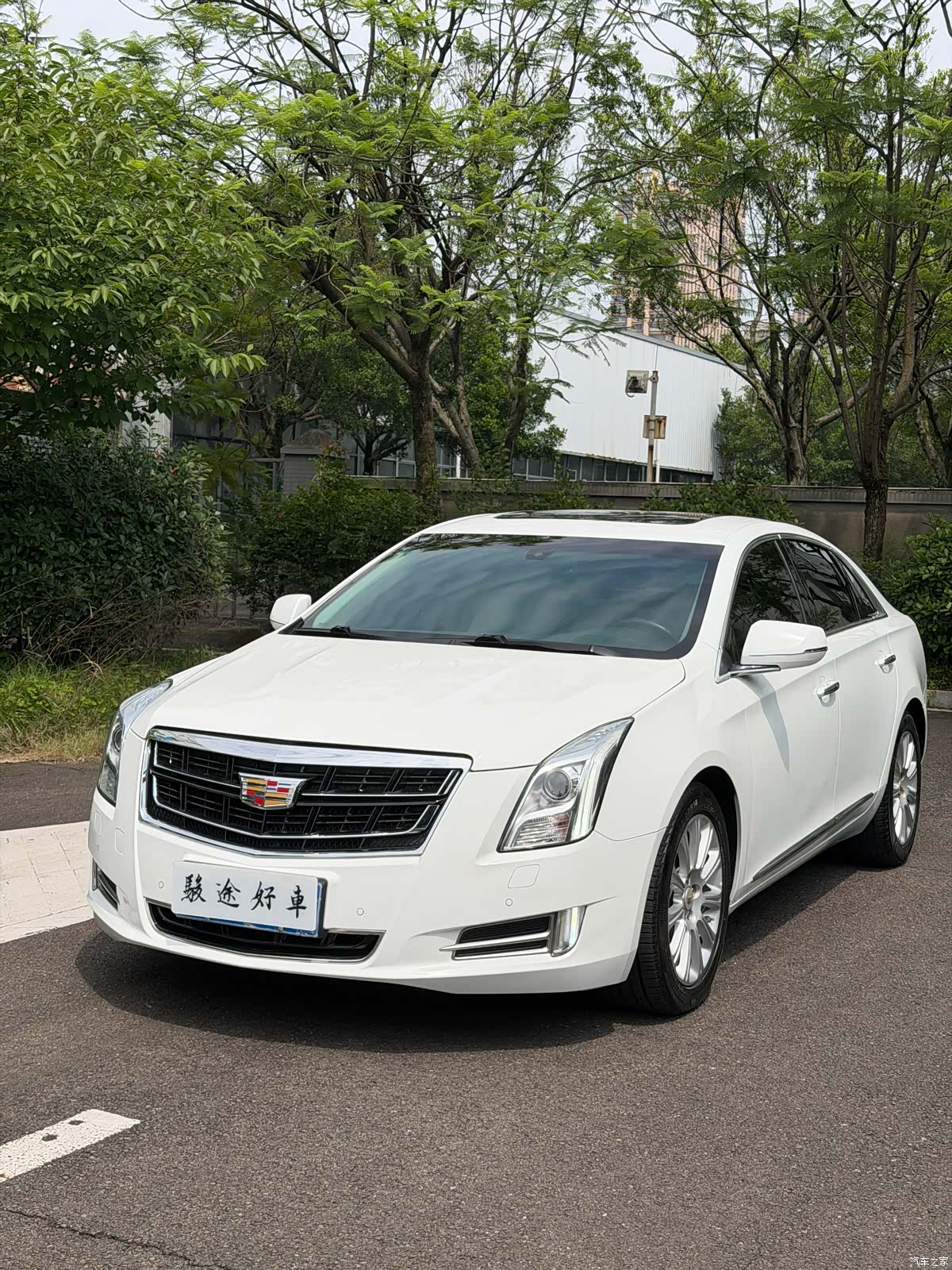 Cadillac XTS