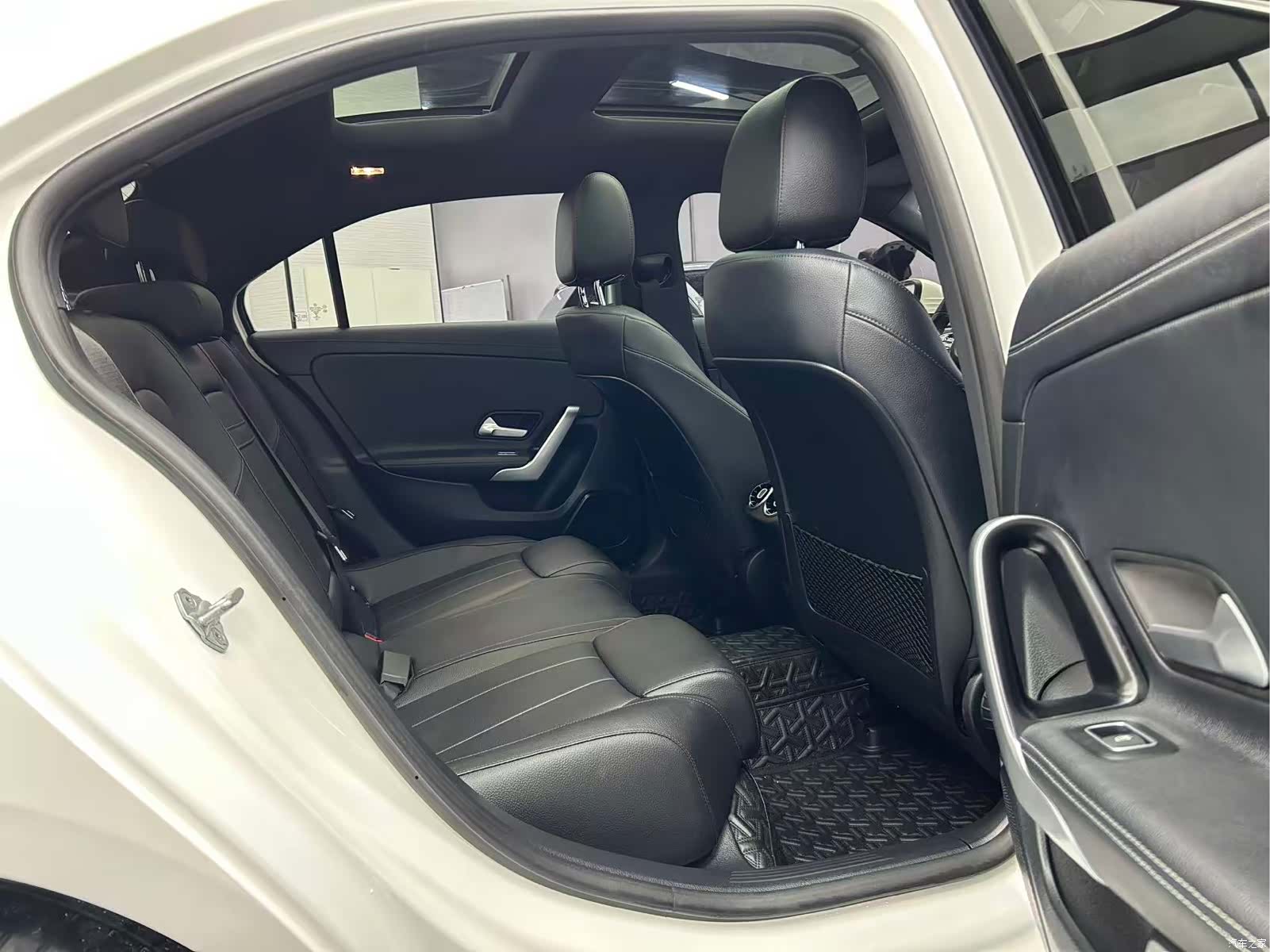 Mercedes-Benz A-Class, 2022 20