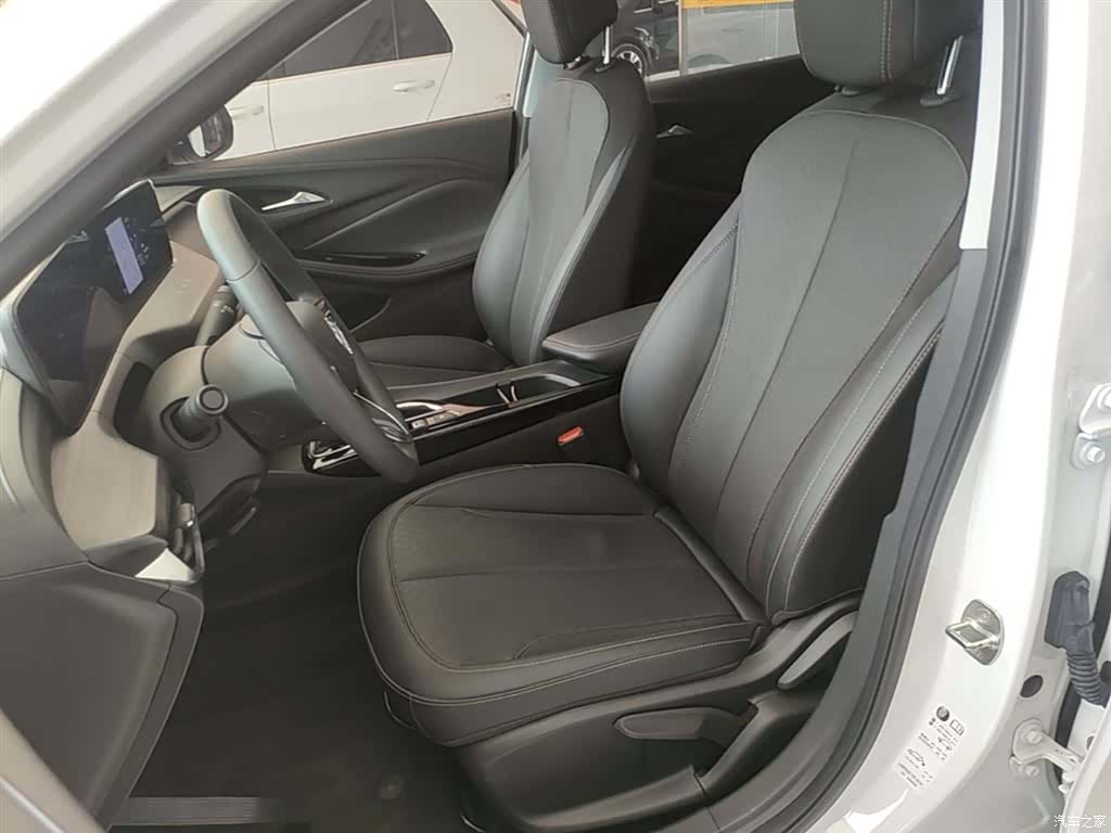 Buick Verano, 2024 15
