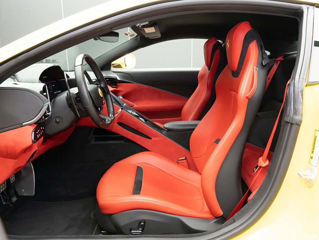 Ferrari Roma, 2023 11