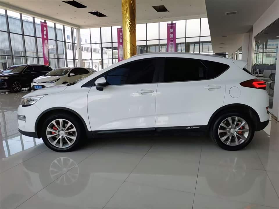 Geely Emgrand GS